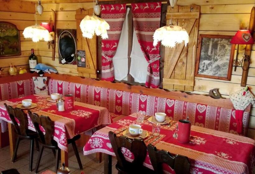 בית מלון כפרי Auberge De Liezey