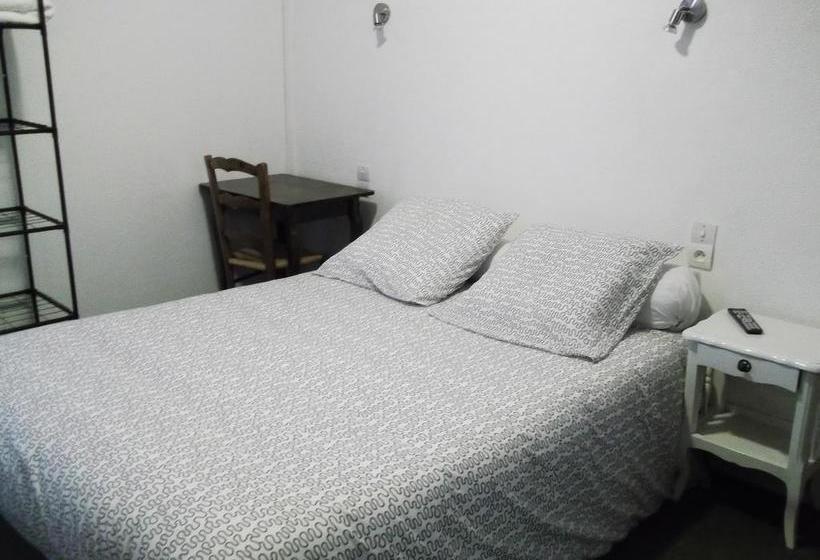 ホテル Auberge De Reine Margot
