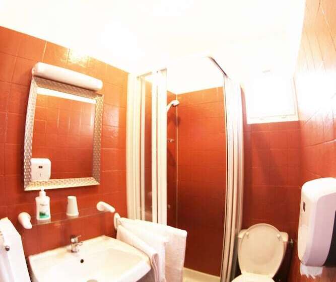 فندق & Cantine De La Plage