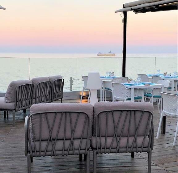 هتل Calavita Rooftop & Spa