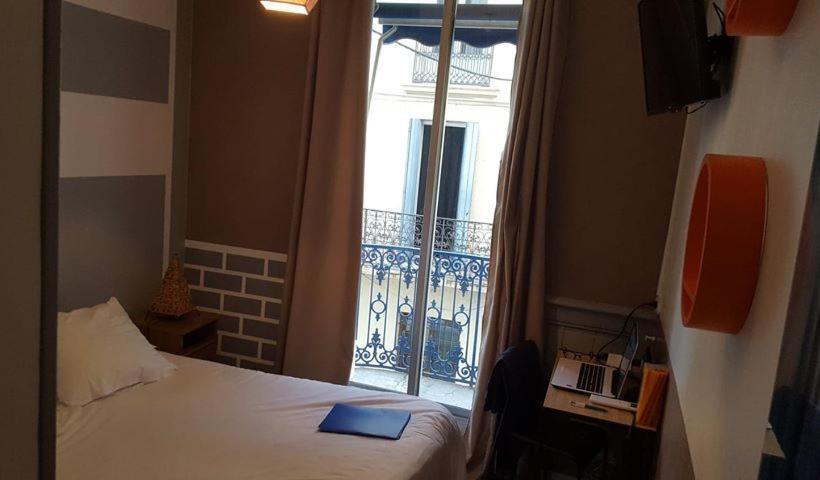 هتل Hôtel Confort