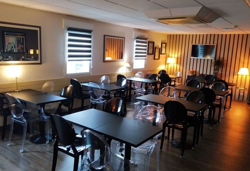 هتل Hôtel Kyriad Brive Ouest