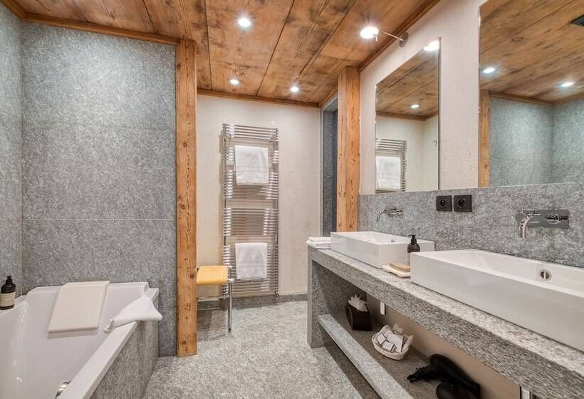 فندق Hôtel Les Servages D Armelle