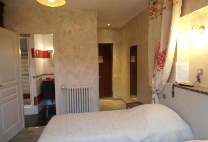 هتل Hôtel Panoramic Et Des Bains