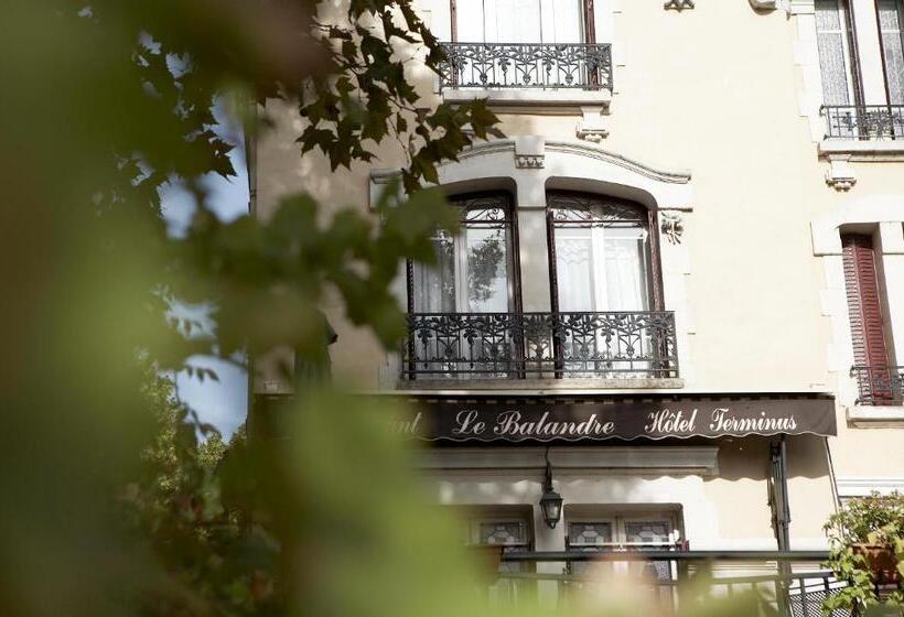 هتل Hôtel Terminus
