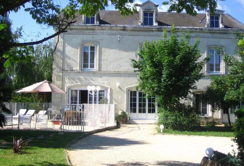 هتل Maison D Hôtes Villa Richelieu