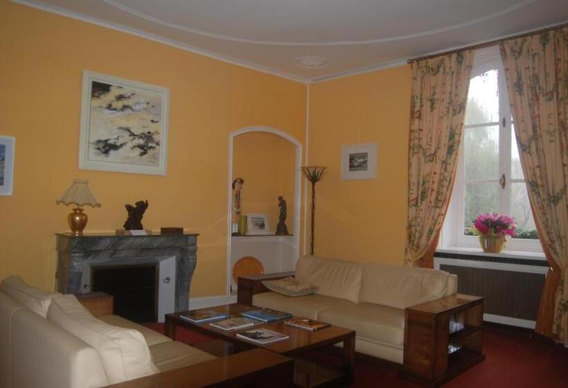 ホテル Manoir De Boisvillers