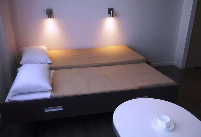 هتل Montempô Apparthôtel Strasbourg