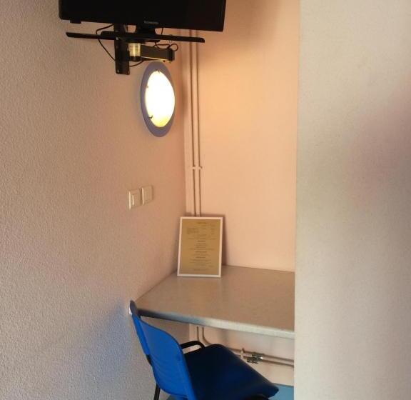 فندق على الطريق Europe