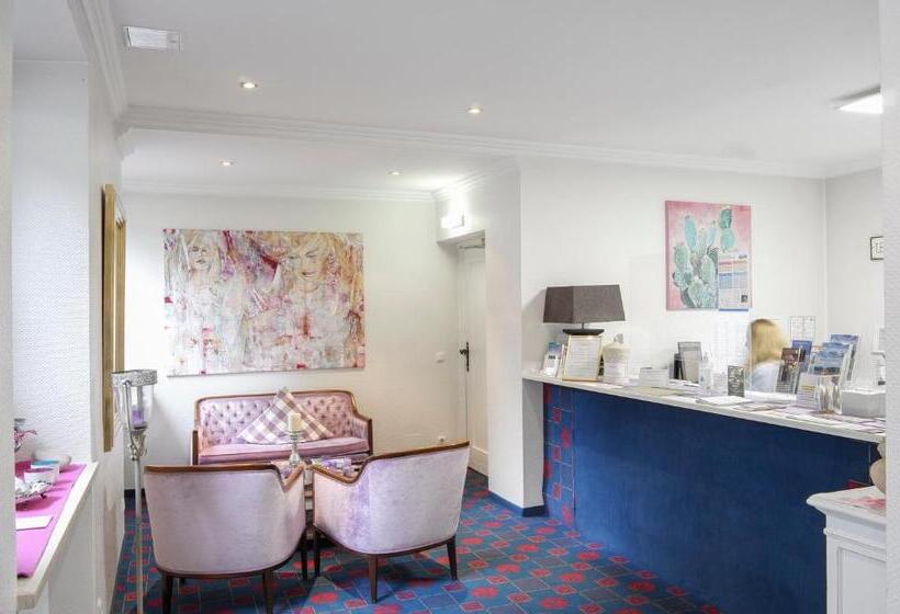 تختخواب و صبحانه Villa Adolphine
