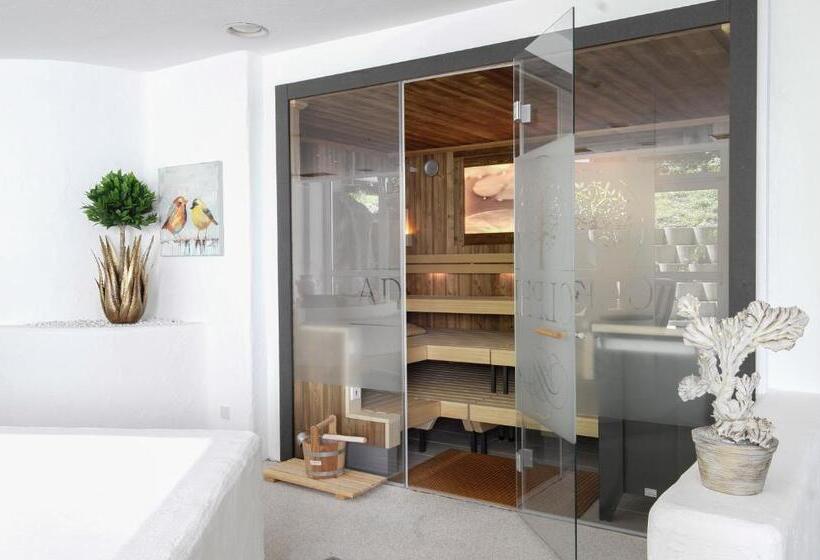 تختخواب و صبحانه Villa Adolphine