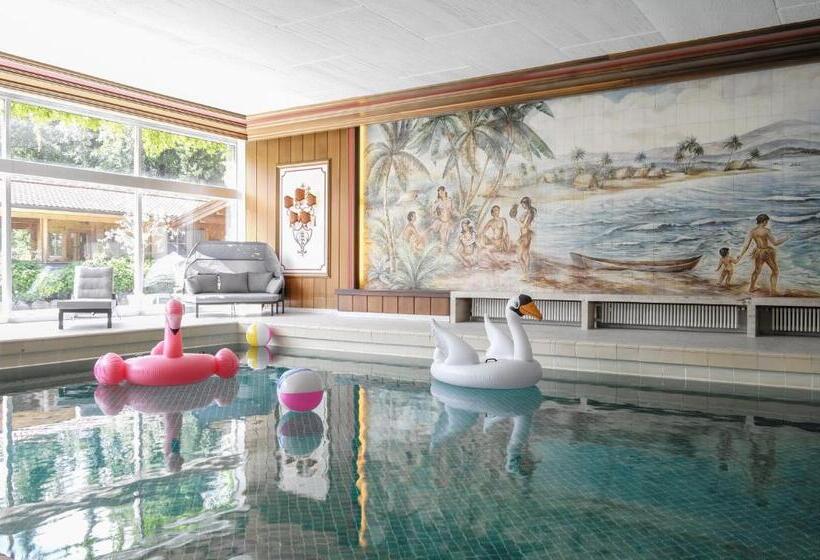 تختخواب و صبحانه Villa Adolphine