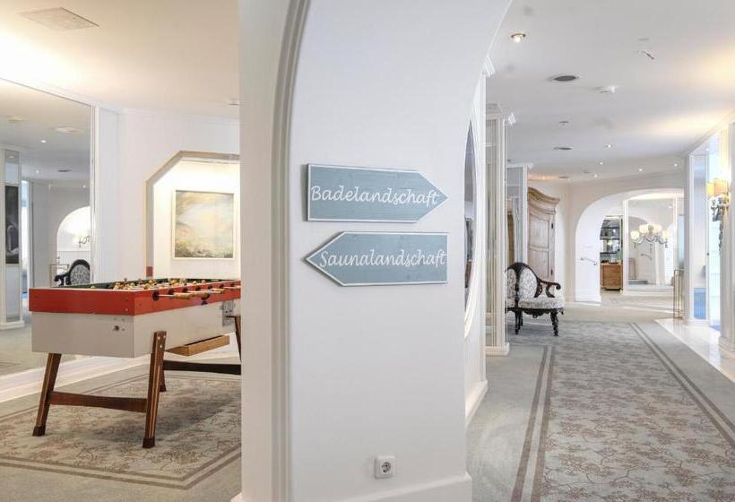 تختخواب و صبحانه Villa Adolphine