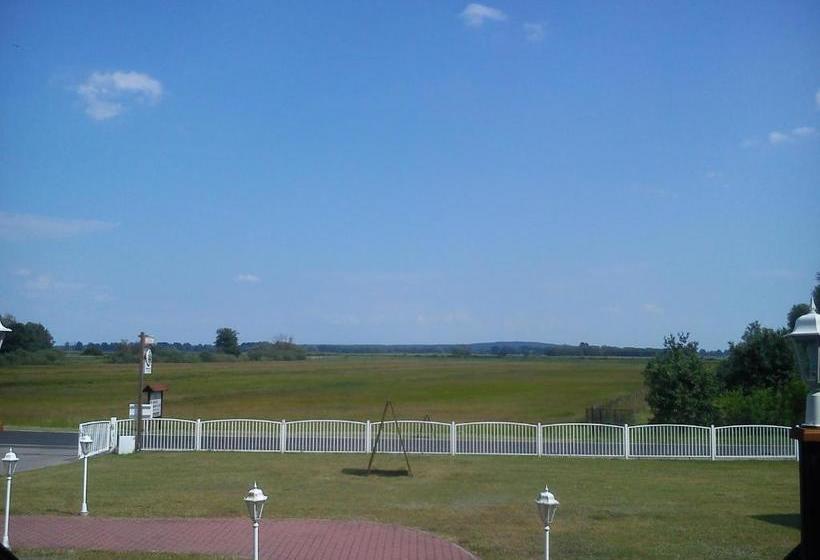 בית מלון כפרי Am Schiffshebewerk