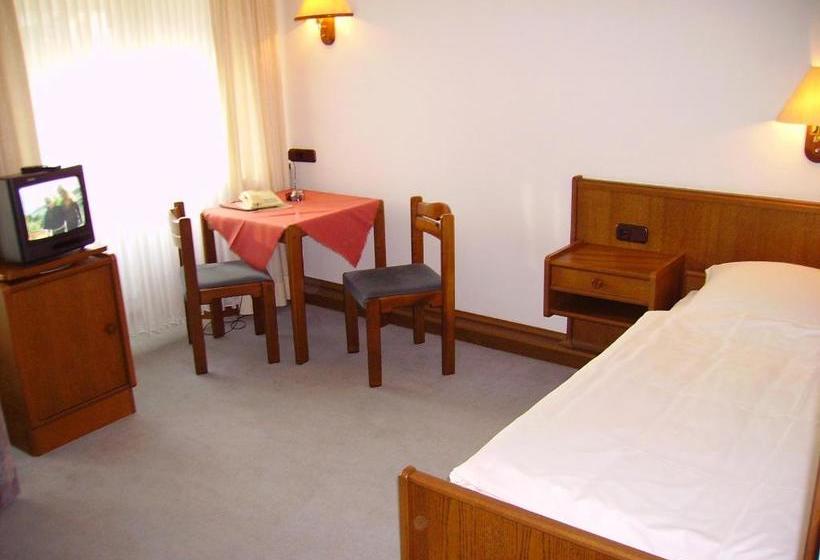 فندق An Der Hauptallee