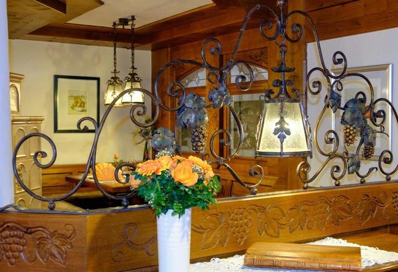 ホテル St.martiner Castell