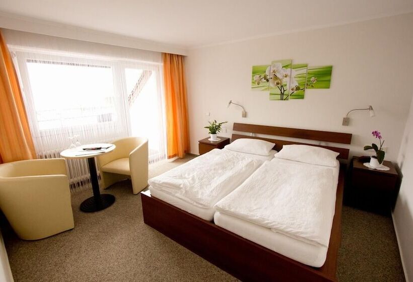 בית מלון כפרי Weinhaus Weis