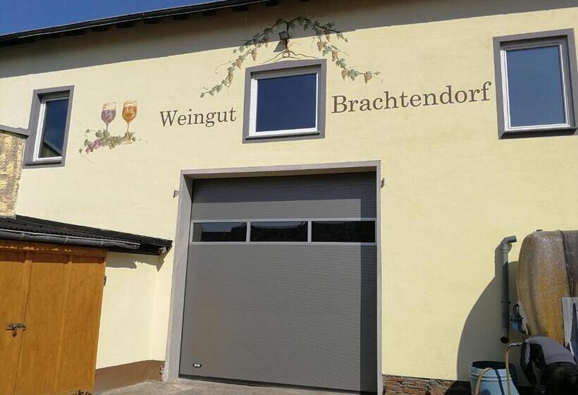 هتل Winzerhof Brachtendorf