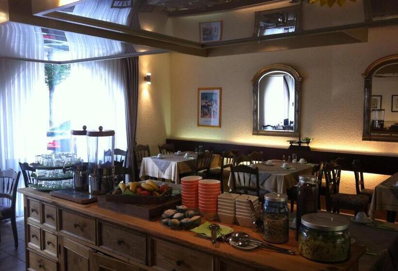 Tauberhotel Kette