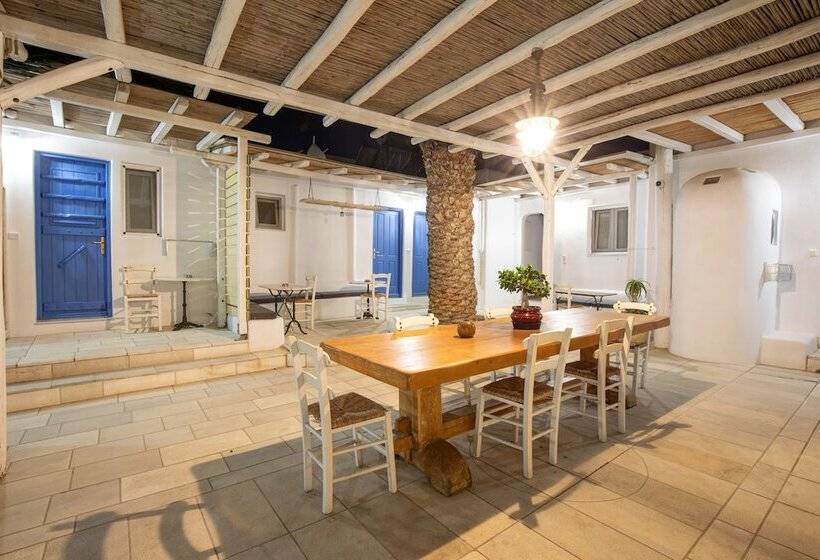 Alexandros Mykonos