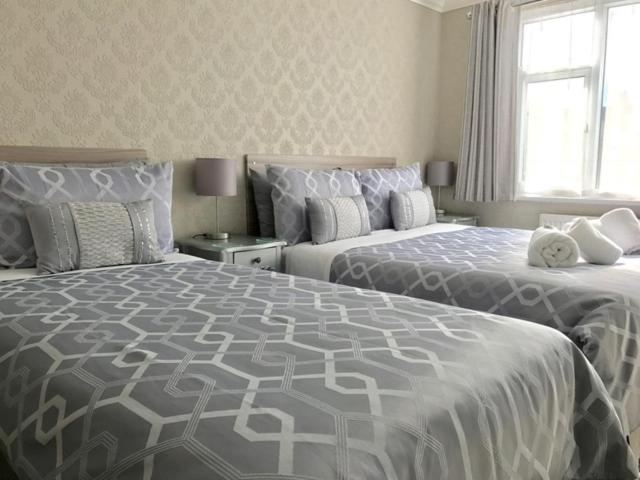 مبيت وإفطار Bromwell Court