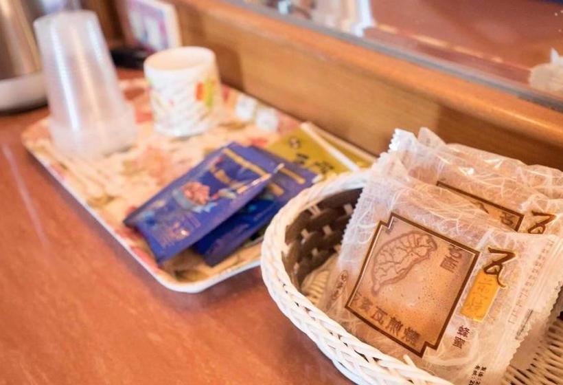 تختخواب و صبحانه Kenting Bicycle Inn