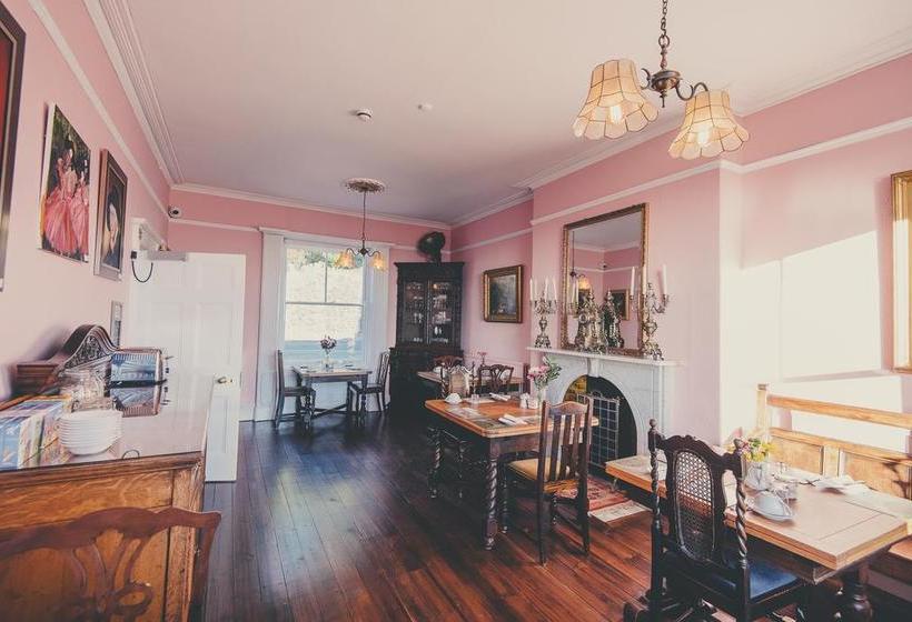 تختخواب و صبحانه Sidney House