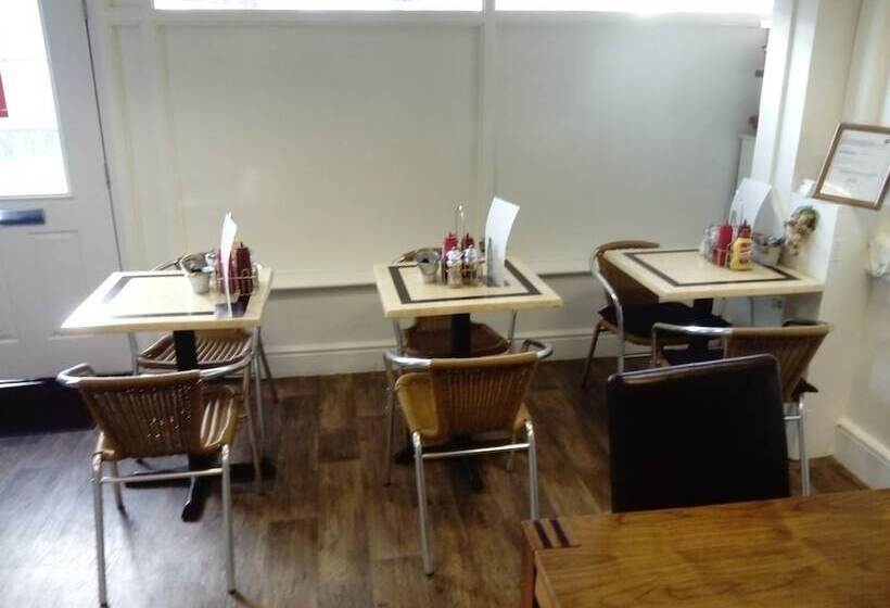 Café 42 Bed & Breakfast