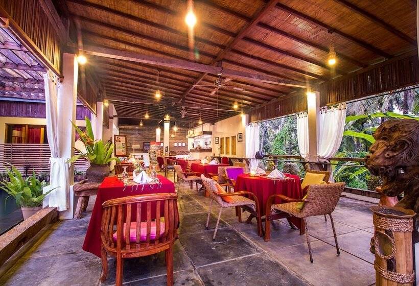 Fotos del hotel Alam Sembuwuk Resort:  8