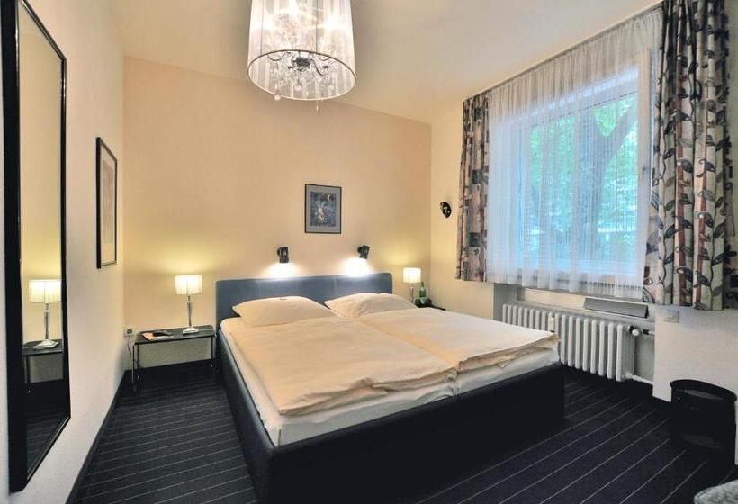 هتل Am Ehrenhof