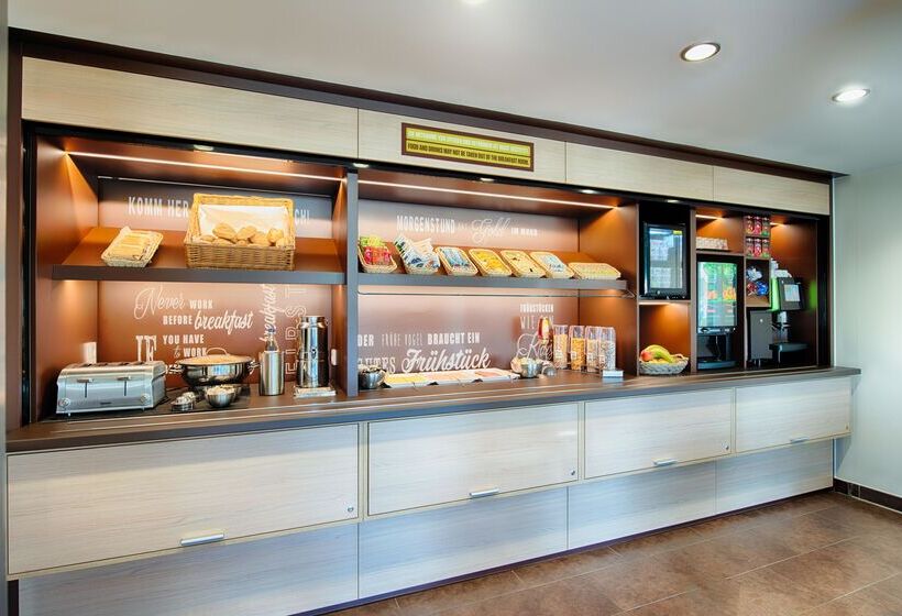 B&b Hotel Baden Airpark