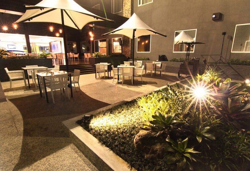 Fotos del hotel Bonnet Hotel Surabaya:  37