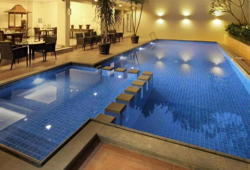 Fotos del hotel Emersia Malioboro:  13