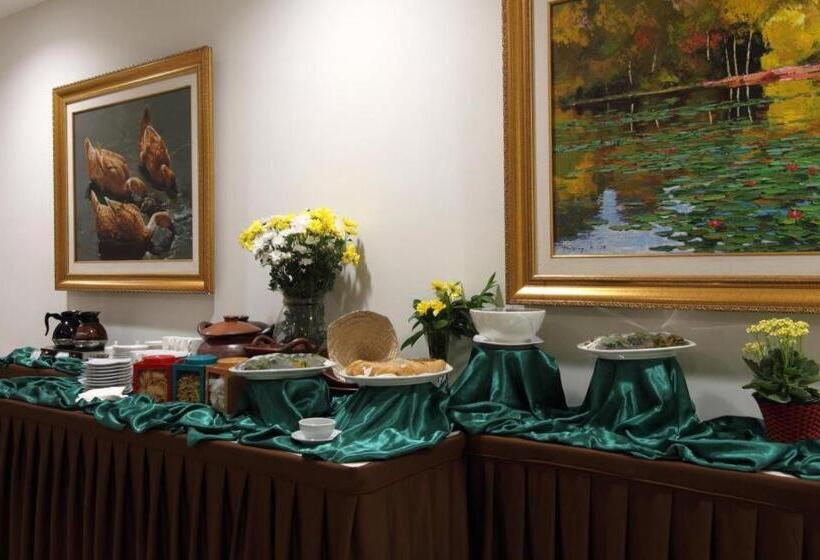 Fotos del hotel Emersia Malioboro:  33
