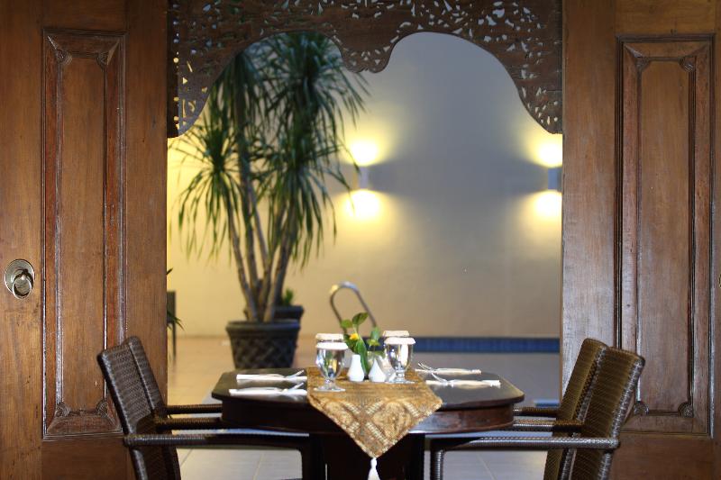 Fotos del hotel Emersia Malioboro:  7