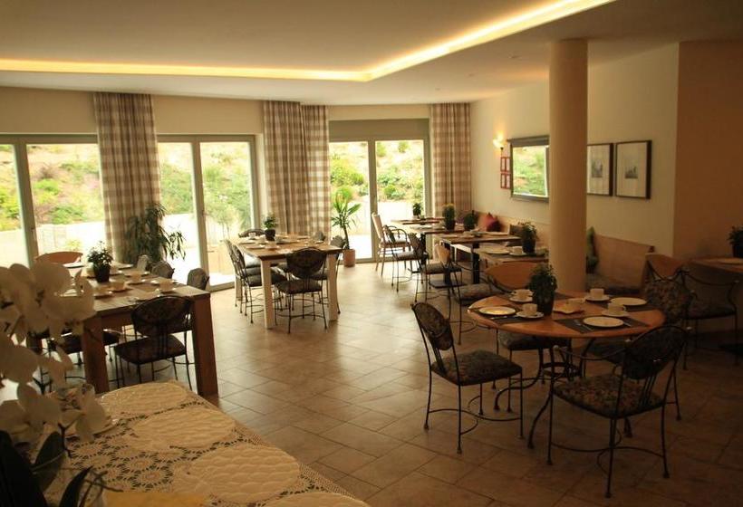 هتل Garni Lindenstraße