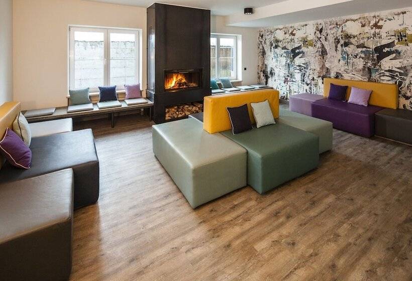 هتل Oberstdorf Hostel