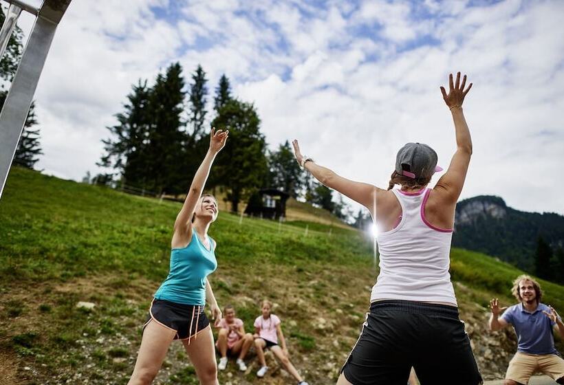 هتل Oberstdorf Hostel