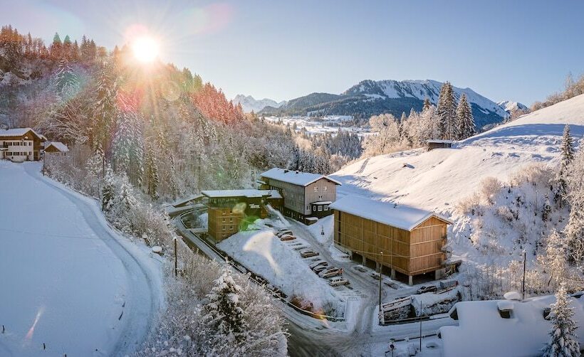 هتل Oberstdorf Hostel