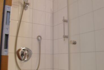 هتل Pension Freiraum Guesthouse Berlin