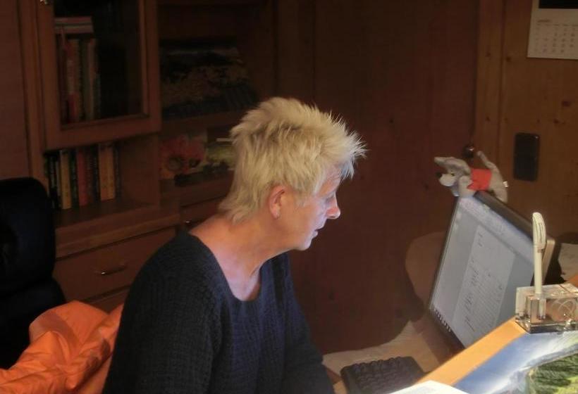 בית מלון כפרי Resi Von Der Post