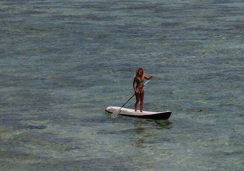 فندق Rock'n Reef