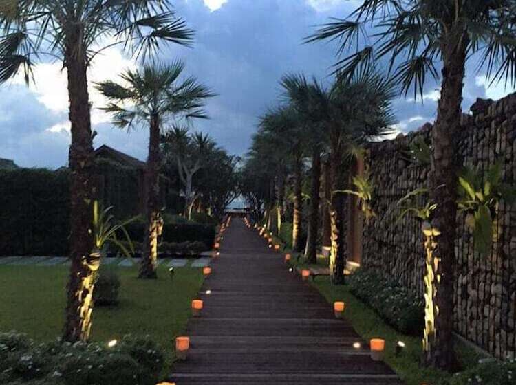 هتل Tides Boutique Samui Resort & Spa