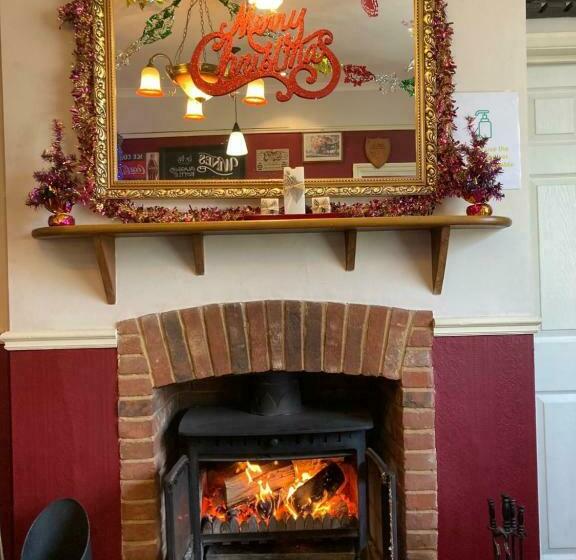 住宿加早餐  The Black Horse