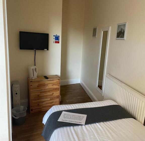 تختخواب و صبحانه Mersey View Hotel & Pub