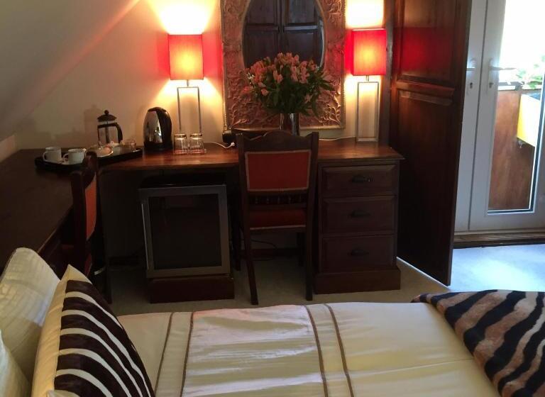 تختخواب و صبحانه The Lodge At Ruddington