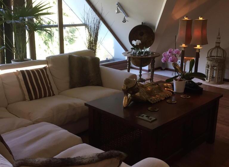 تختخواب و صبحانه The Lodge At Ruddington