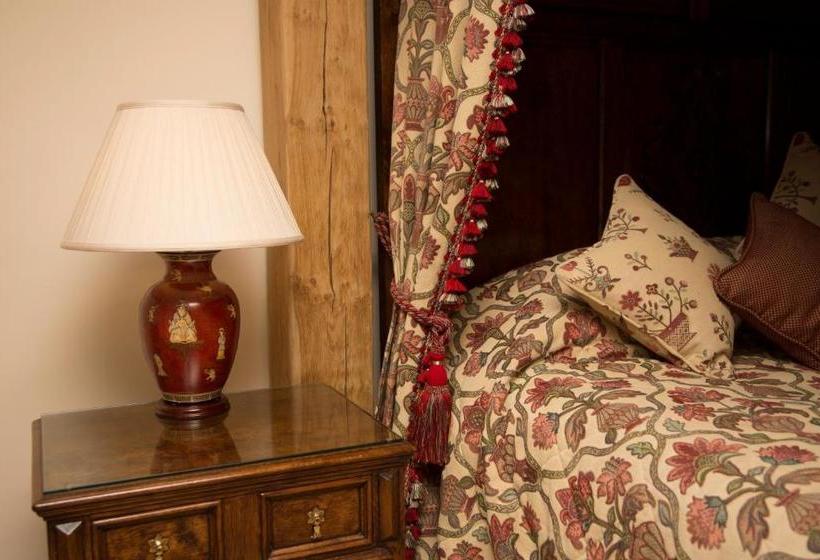 تختخواب و صبحانه The Town House Ludlow