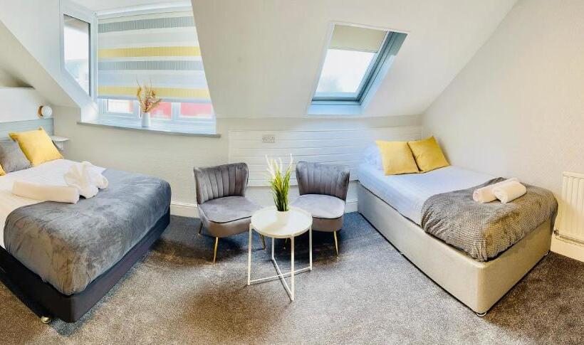 هتل Gwesty Guest House
