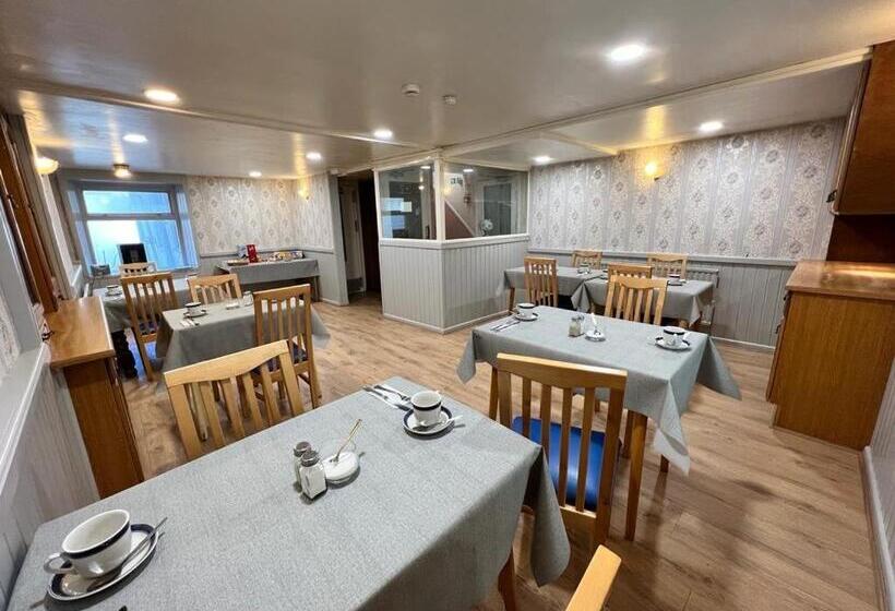 هتل Gwesty Guest House
